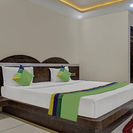 Treebo Trend Jalsa Dlx Hoshangabad Road Bhopal Exterior photo